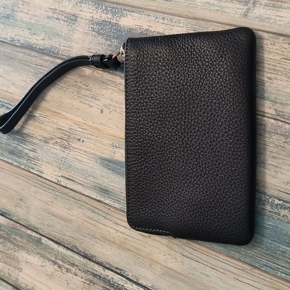 COACH Corner Zip Wristlet wallet - Picture 6 of 6